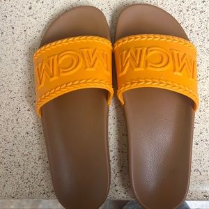 Mcm slides
